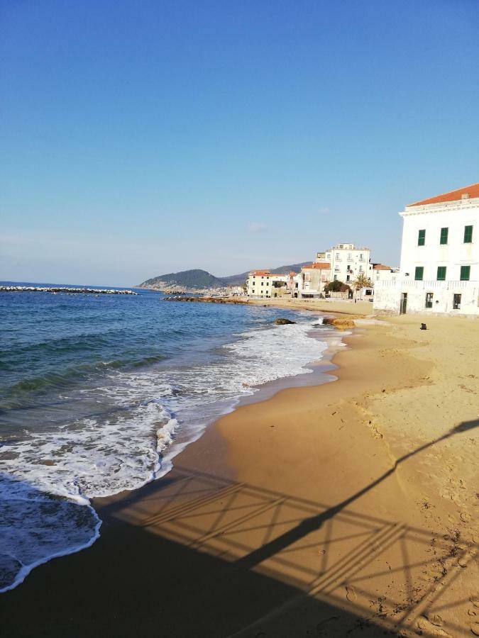 Casa Francesca E Rooms Santa Maria di Castellabate Exteriör bild